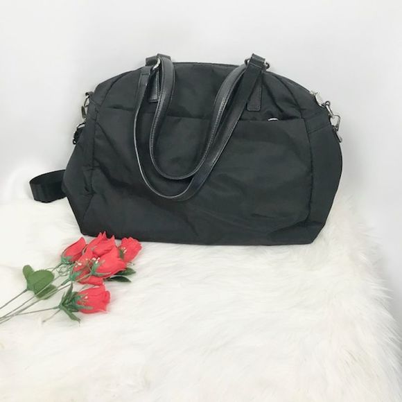 Lo & Sons Handbags - Lo & Sons OMG Weekender Travel Bag